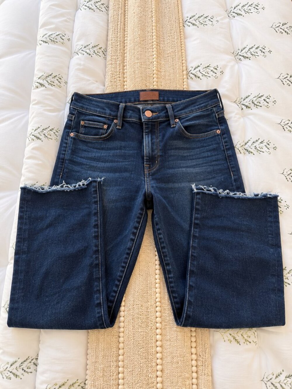 MOTHER Denim Jeans – Dark Wash – Raw Frayed Hem sz 28